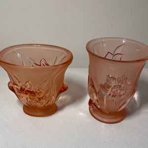 Vintage pink frosted bathroom set glass and toothbrush holder (or vase trinkets)